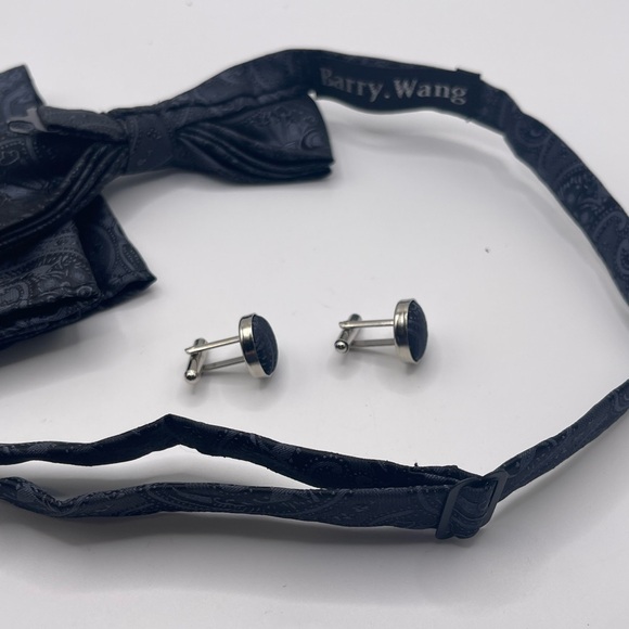 Mens Paisley Floral Bowtie Matching Pocket Square Hanky Cufflinks Set Dark Blue - Picture 4 of 6